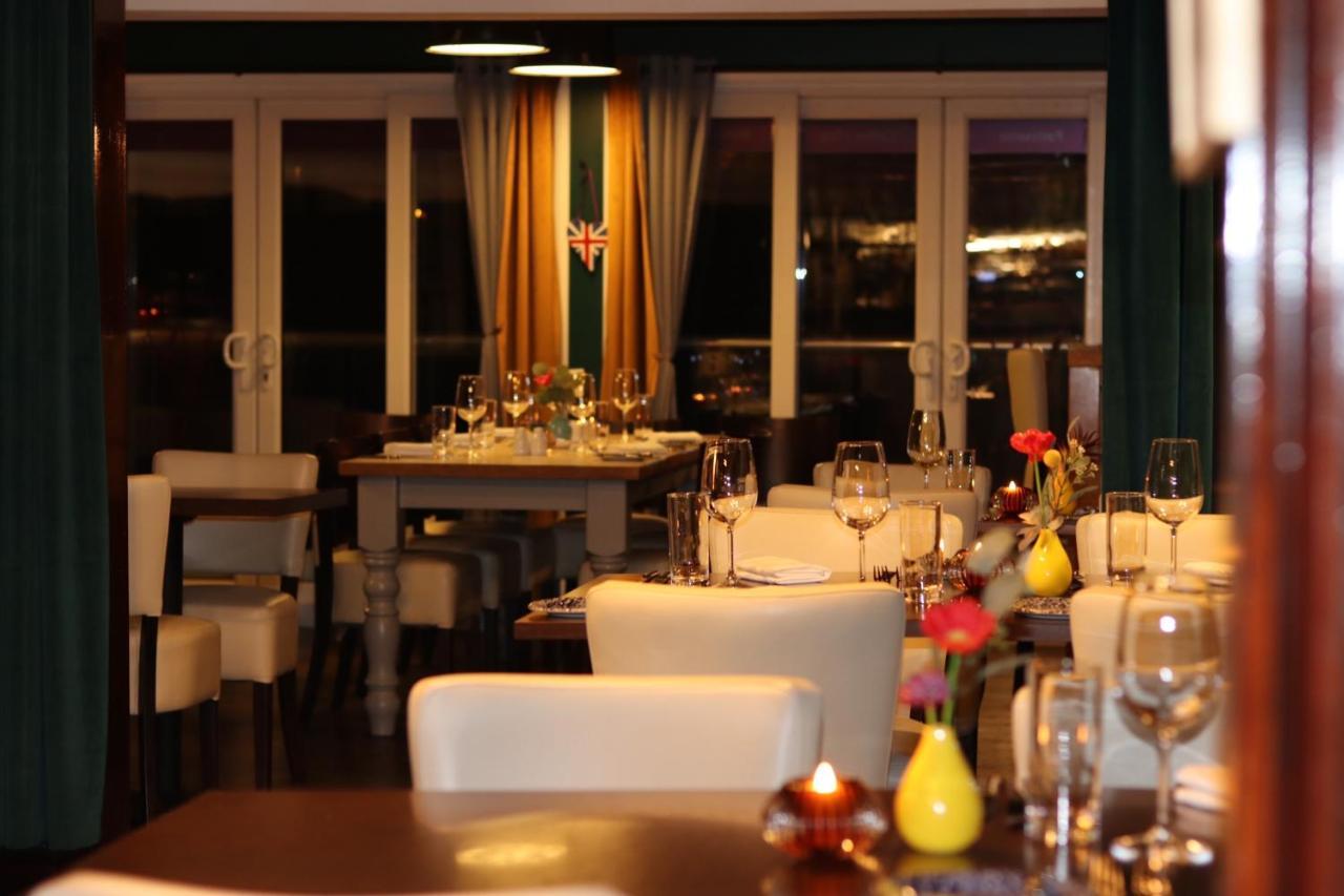 The Waterfront Boutique Hotel Stanley Zewnętrze zdjęcie